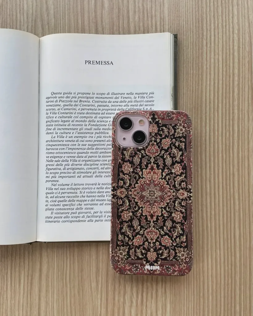 Vintage Brown carpet (IPhone, Slim)