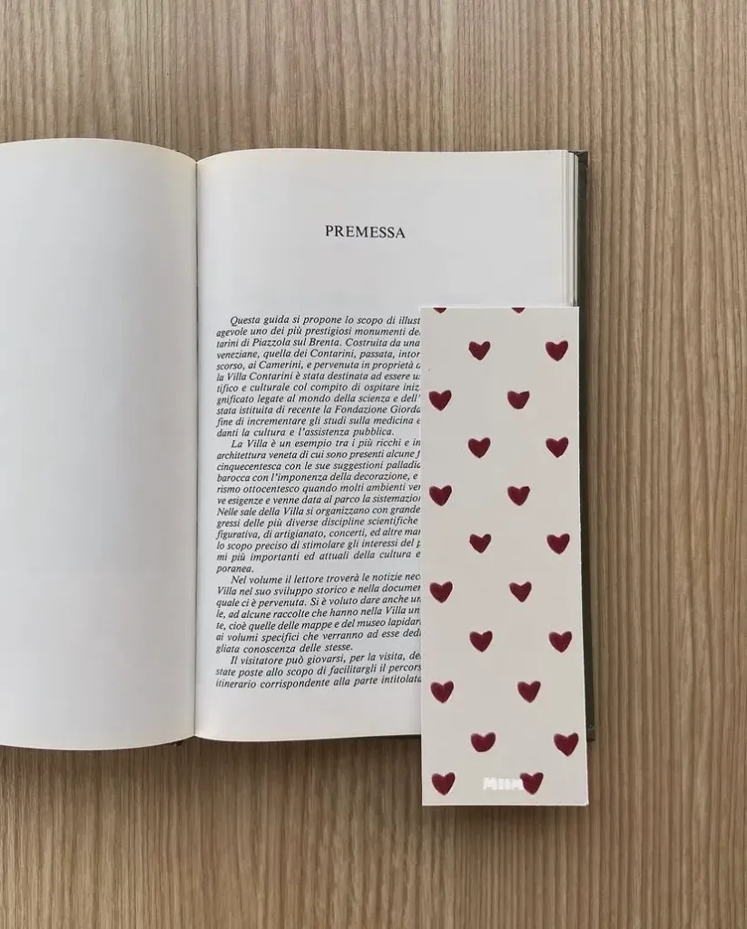 Aesthetic Heart Pattern